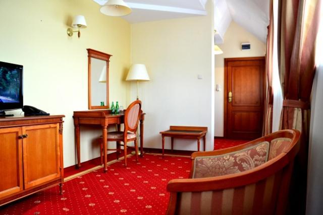 Hotel Stodolka Cminsk Extérieur photo